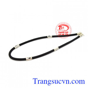 Dây dù bền đẹp, thích hợp làm quà tặng cho người thân và bạn bè.