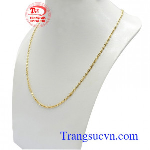 Dây chuyền vàng dễ dàng kết hợp với nhiều mặt dây chuyền khác nhau