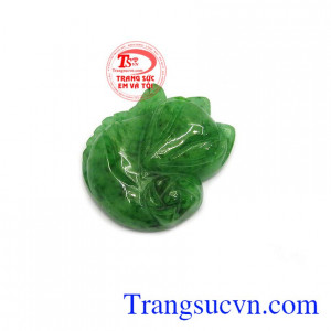 Hồ ly ôm hoa đẹp là sản phẩm ngọc cẩm thạch thiên nhiên