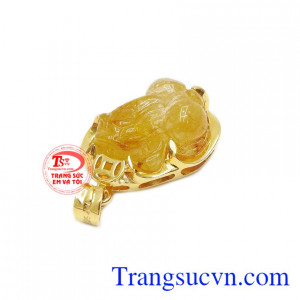 Sản phẩm thích hợp cho người mệnh kim và mệnh thổ.