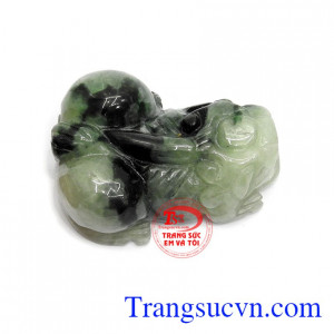 Tỳ hưu là linh vật chiêu tài lộc, may mắn về công danh, sự nghiệp