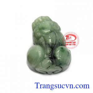 Tỳ hưu công danh được chế tác từ ngọc cẩm thạch thiên nhiên