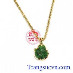 Hồ ly mang lại nhiều may mắn trong đường tình duyên. Bộ dây chuyền hồ ly kiêu sa