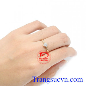 Nhẫn nữ trái tim phù hợp để làm quà tặng cho bạn gái trong những dịp đặc biệt