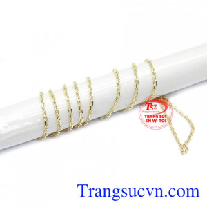 Dây chuyền vàng được bảo hành uy tín, giao hàng toàn quốc.c