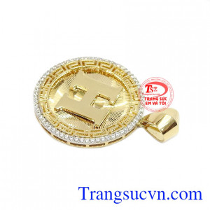 Sản phẩm mang phong cách trẻ trung, năng động thích hợp với nhiều kiểu trang phục.