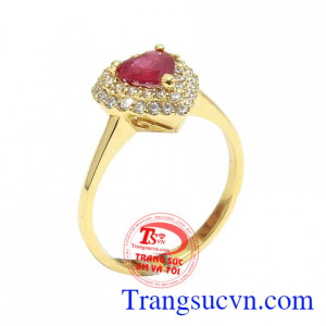 Nhẫn nữ ruby trái tim