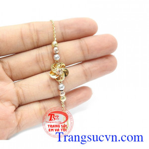 Lắc tay vàng dành cho phái đẹp