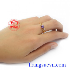 Nhẫn nữ vàng tây đá quý