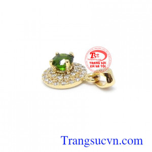 Mặt dây chuyền Diopside tài lộc