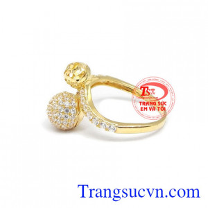 Nhẫn vàng xinh xắn 10k được thiết kế sang trọng, tinh tế