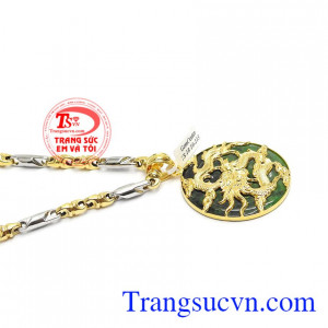 Sản phẩm được thiết kế 3D tnh tế được gắn thêm ngọc cẩm thạch mang ý nghĩa phong thủy mang lại nhiều may mắn, sức khỏe cho người đeo