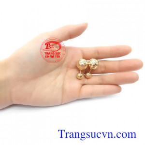 Hoa tai vàng tây phù hợp làm quà tặng cho người bạn yêu thương những dịp ý nghĩa.