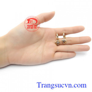 Hoa tai vàng tây xinh xắn