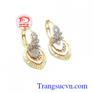 Hoa tai vàng tây xinh xắn chế tác độc đáo, mới lạ phù hợp nhiều phong cách thời trang khác nhau