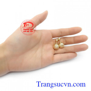 Hoa tai nhập khẩu thời trang