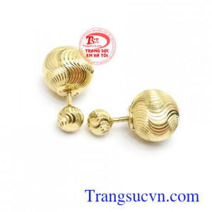 Hoa tai nhập khẩu quý phái xinh xắn.