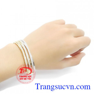 Vòng tay vàng tây sang trọng