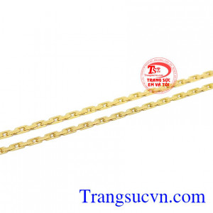 Dây chuyền có thể kết hợp cùng với mặt dây tạo sự đổi mới.