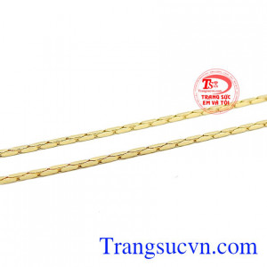 Với các chi tiết nhỏ được chế tác tinh tế, tỉ mỉ cho người dùng thêm quến rũ.