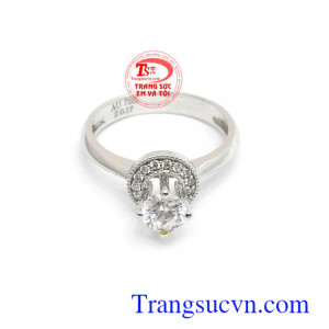Nhẫn nữ đính đá thời trang