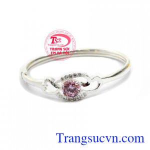 Vòng tay bạc dành cho bé gái