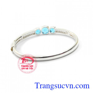 Vòng tay cho bé gái