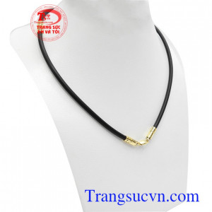 Dây cao su bọc vàng 10k nam tính 4 đốt vàng chạm khắc tinh xảo mang lại sự mạnh mẽ, cá tính và đẳng cấp cho phái mạnh, phù hợp nhiều phong cách thời trang khác nhau