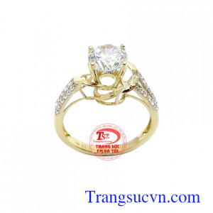 Nhẫn nữ vàng 10k dịu dàng kiểu dáng mới lạ, độc đáo, chế tác công nghệ cao mang lại sự cá tính, dịu dàng và thời trang phái đẹp