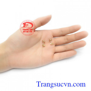 Hoa tai đính đá sang trọng