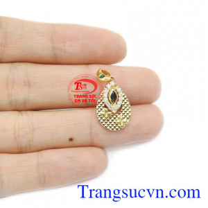 Mặt dây bảo hành uy tín, giao hàng toàn quốc. Mặt dây nữ độc đáo 18k