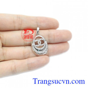 Mặt dây nữ channel vàng trắng 18k