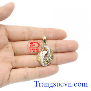 Mặt dây chuyền đẹp. Mặt dây nữ quý phái 18k