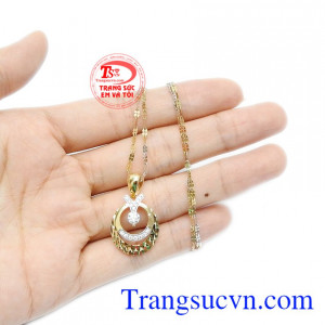 Sản phẩm bảo hành uy tín, giao hàng toàn quốc. Bộ trang sức sang trọng 18k