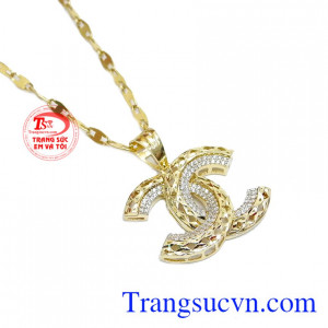 Sản phẩm thích hợp làm quà tặng cho người thân và bạn bè. Bộ trang sức nữ channel Hàn Quốc