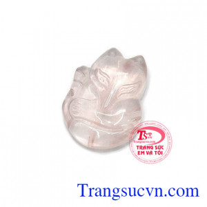 Hồ ly giúp người đeo luôn tích cực, sống nhẹ nhàng vui tươi, mang lại may mắn trong chuyện tình cảm, giữ gìn hạnh phúc đôi lứa