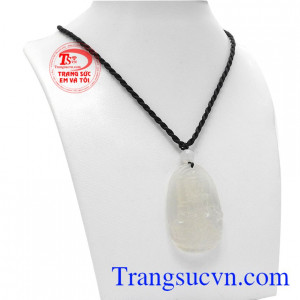 Mặt phật mã não tuổi mão đẹp được chế tác từ đá mã não thiên nhiên.