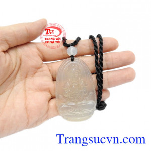 Mặt phật thích hợp cho người mệnh kim và mệnh thủy.