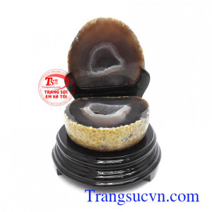 Tụ bát bảo tài lộc hưng thịnh tượng trưng cho sức mạnh, sự thông minh của con người