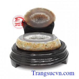 Tụ bát bảo phú quý có tác dụng tích tụ năng lượng vào bên trong, chiêu tài tác lộc, giải trừ hung khí, gia tăng cát khí