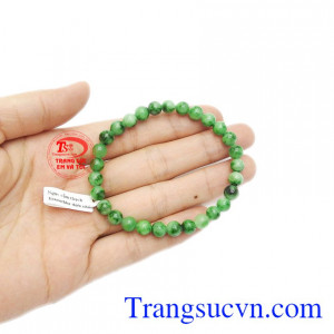 Màu sắc tươi sáng, kiểu dáng trẻ trung thích hợp để làm quà tặng cho người thân và bạn bè.