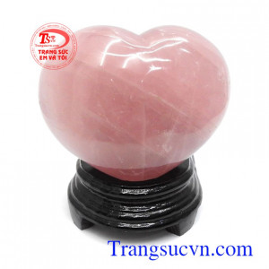 Trái tim thạch anh hồng hạnh phúc là vật phẩm của tình yêu, thạch anh hồng tăng cường năng lượng tích cực cho tình yêu và hôn nhân