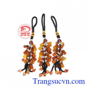Hồ lô là biểu tượng của sức khỏe và trường thọ nên các sản phẩm chế tác hình hồ lô luôn được khách hàng yêu thích và chọn lựa.