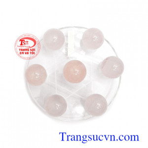 Giới doanh nhân coi Đĩa thất tinh là bùa chú cầu may, bởi tác dụng kỳ diệu mà nó mang lại cho công việc làm ăn của họ