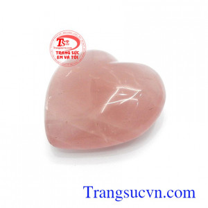 Thạch anh hồng còn có tác dụng với các bệnh hệ thần kinh và hệ tim mạch, chống lại stress, dập tắt những cơn nóng giận, phiền muộn cho chủ nhân