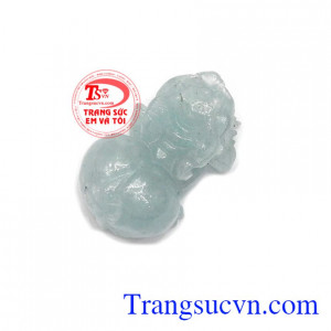 Tỳ hưu không ăn thức ăn bình thường mà chỉ ăn vàng, bạc mà tỳ hưu không có hậu môn chỉ ăn vào ra