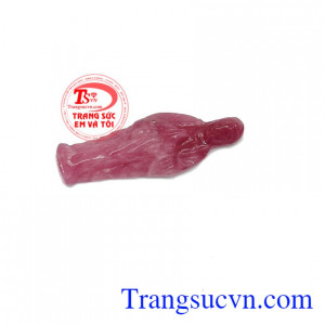 Sản phẩm được chế tác từ đá ruby thiên nhiên