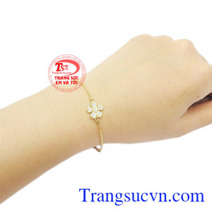 Lắc tay tiện dụng, thích hợp để làm quà tặng cho phái đẹp trong những dịp đặc biệt. 