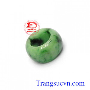 Đặc biệt trong công danh sự nghiệp, vận tài lộc được lựa chọn là vật phong thủy để cầu quan phát lộc, hanh thông mọi việc được suôn sẻ, may mắn