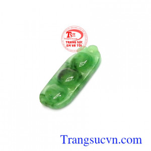 Mặt ngọc Jadeite đậu quyền quý